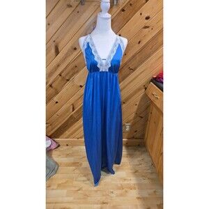 Vintage UNDERCOVER WEAR Size P (S/M) Blue Maxi‎ Night Gown Slip USA MADE